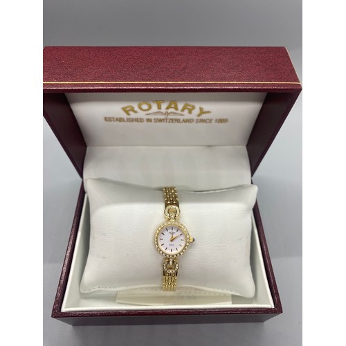 188C - Boxed ladies Rotary wrist watch with extra links and manual.