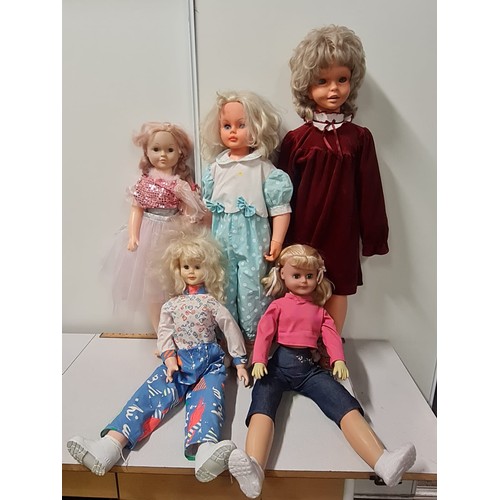 300 - Selection of large vintage dolls.