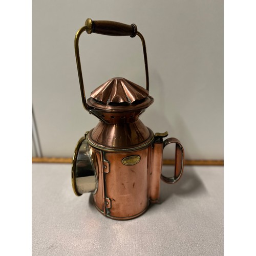 433 - Antique copper & brass lantern by Becht & dyserinck of Amsterdam , broken glass
37cm h inc handle