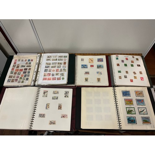 31 - 5 x albums of mainly used stamps from Poland, Hungary, Czechoslovakia (early-modern) 

(1)