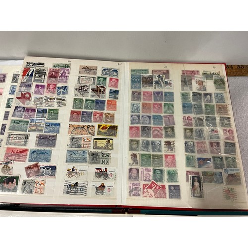 32 - 5 x albums of comprehensive USA stamps covering early - modern including many unmarked commemorative... 