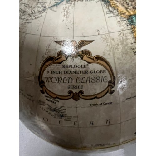 22 - vintage world classic series 9 inch diameter globe