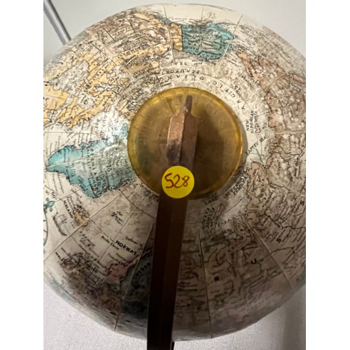 22 - vintage world classic series 9 inch diameter globe