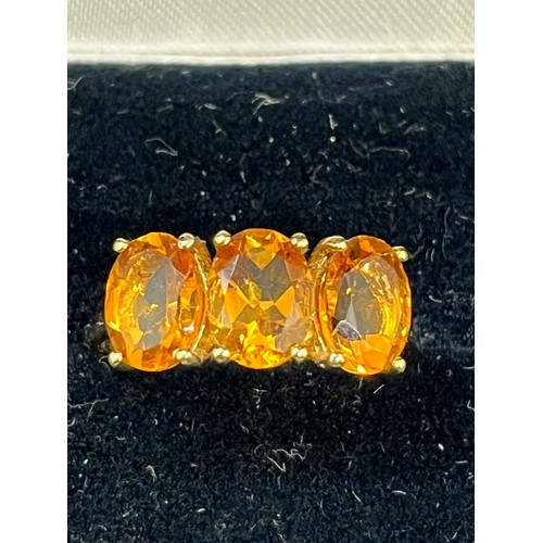 14 - 10ct gold and citrine stone  ladies ring