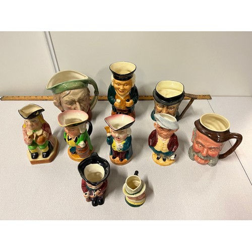 370 - 11 x assorted toby/character jugs to include Beswick, Shorter, Sylvac, Sandland & Avon etc (Scrooge,... 