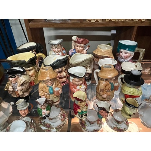 442 - 20 x Assorted vintage toby/character jugs to include a variety of makers.