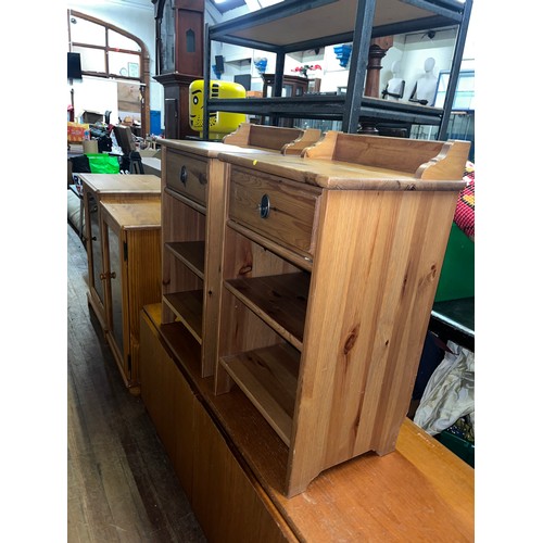 152 - 2 x pine bedside cabinets.