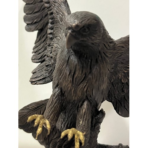 362 - Heredites bronzed eagle signed by BJ Price
22cm h