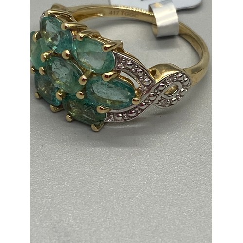 8 - 10k yellow gold and Peridot art deco cluster ring.