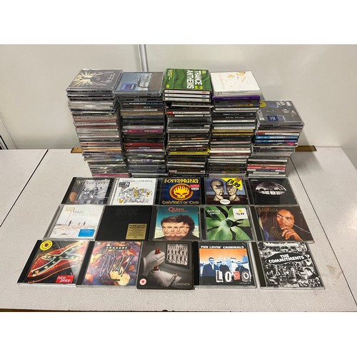 373 - Large selection of CD's to include Queen, Oasis, Bob Marley, AC/DC etc.