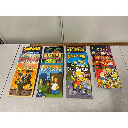 435 - 12 x Simpsons books/comics