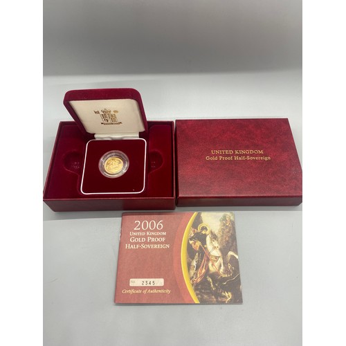 251 - 2006 gold proof half sovereign with certificate of authenticity (No. 2345) in presentation case.