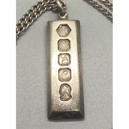 281 - Silver ingot pendant and silver chain 41g