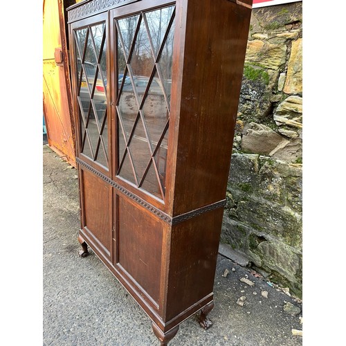 27 - Antique mahogany bookcase on ball & claw feet.
92cm w x 152cm h x 30cm d