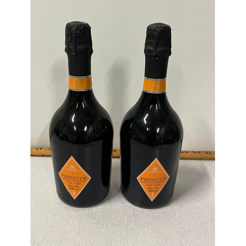 82 - 2 x Full & sealed bottles of Dacastello prosecco Treviso