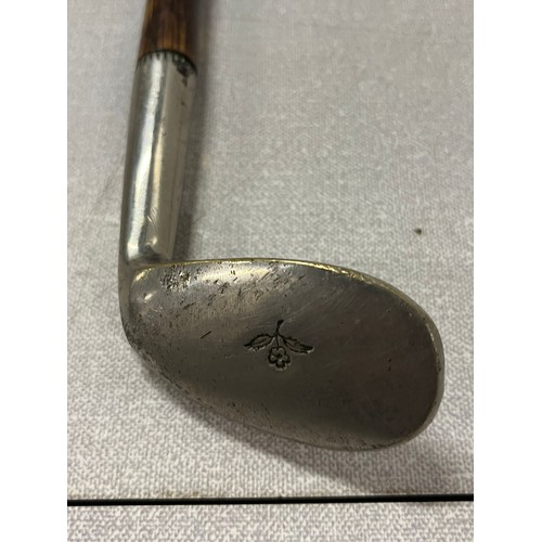 19 - Antique golf ladies 'Sunday Stick' with flower detail on base.