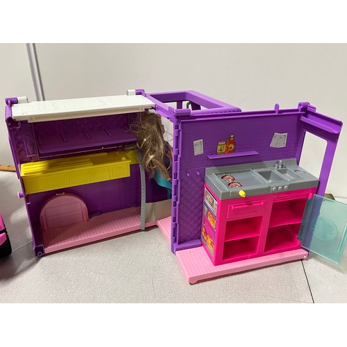 379 - Barbie snack van and Jeep along with two Barbie dolls.
Largest 42cm l