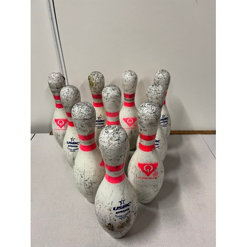 404 - set of 10 ten pin bowling skittles