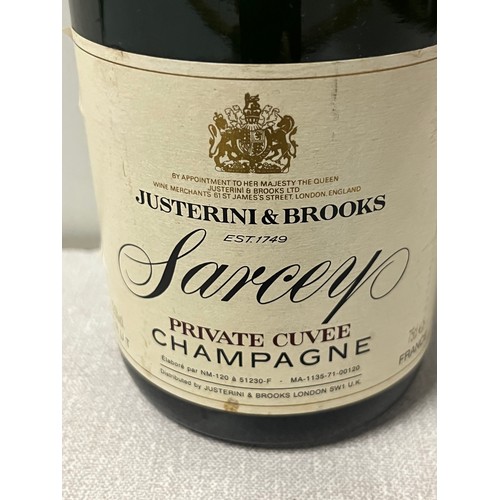 243 - bottle of justerini & brooks champagne