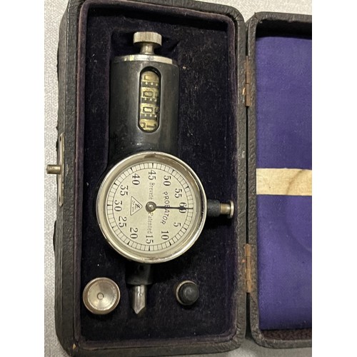 45 - A vintage German made probator Rev counter gauge in original box along with Vintage 