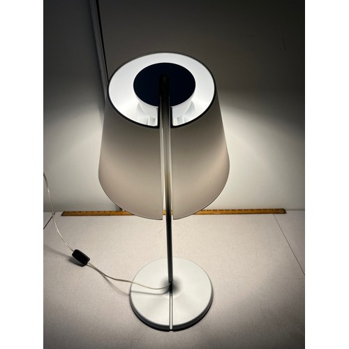 50 - Artemide melampo table lamp.
60cm h