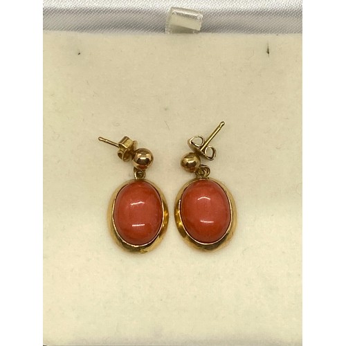 263 - Pair of 18ct gold and coral earrings. 5.26g