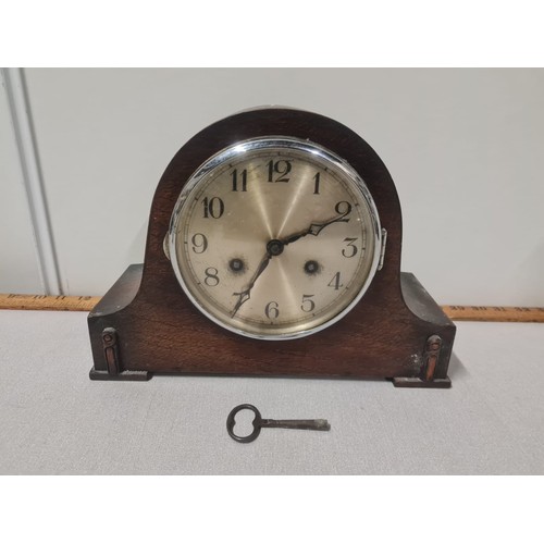 307 - Vintage Art Deco mantle clock.