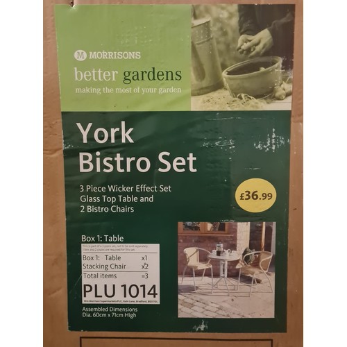 365 - Boxed York bistro set & Kettle BBQ