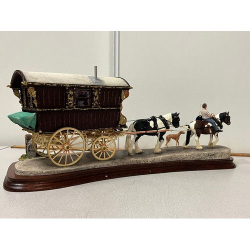 109 - Limited Edition Border Fine Arts, family traveling in Vardo 'Nearly There' model no B1273 by Ray Ayr... 