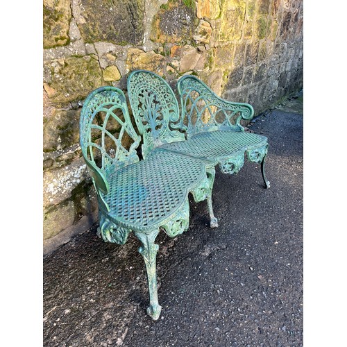 166 - Very Heavy cast iron chaperone 3 seater garden bench
140cm l x 85cm h