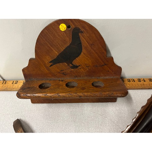 267 - Vintage wooden pipe holder with bird inlay design along with 2 pipes.