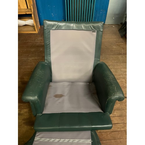 445 - Mid century green leather swivel armchair.
(needs attention)