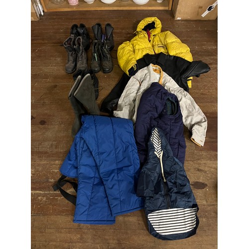 449 - Selection of jackets & boots.