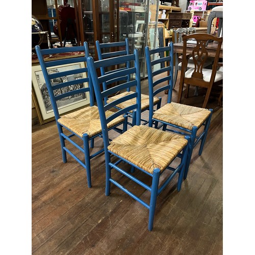 203 - 4 Mid Century Italian ladderback chairs with rush seat in the style of Gio Ponti