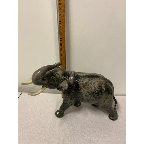 106 - Large vintage Beswick elephant stamped to the foot. 43 x 30cm