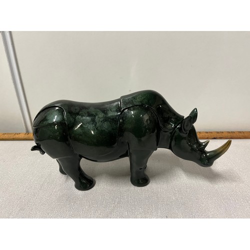 91 - large aynsley animal kingdom rhino with box.
28cm long