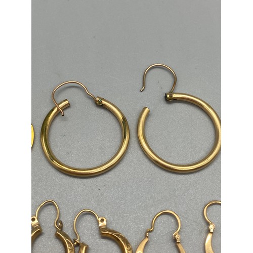 56 - Selection of gold earrings 8.97g