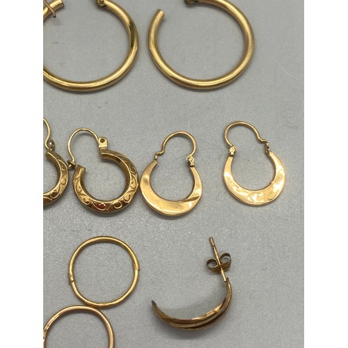 56 - Selection of gold earrings 8.97g