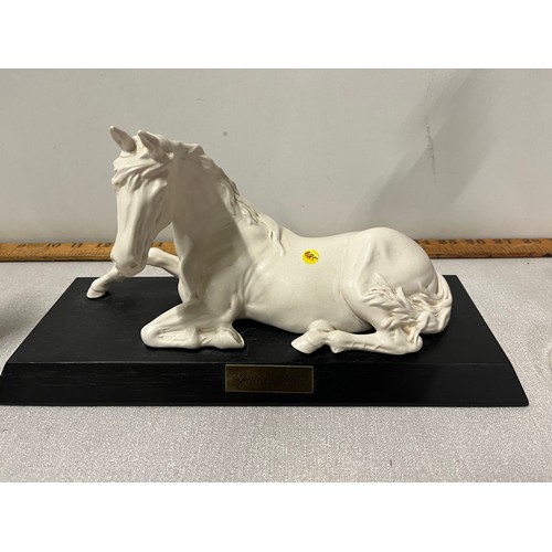 136 - 3 ceramic horses to include royal doulton spirit of peace