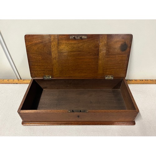 296 - Large vintage wooden jewellery box (no Key)
40 x 18cm