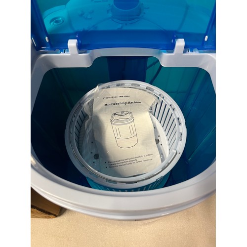 414 - New Mini washing machine