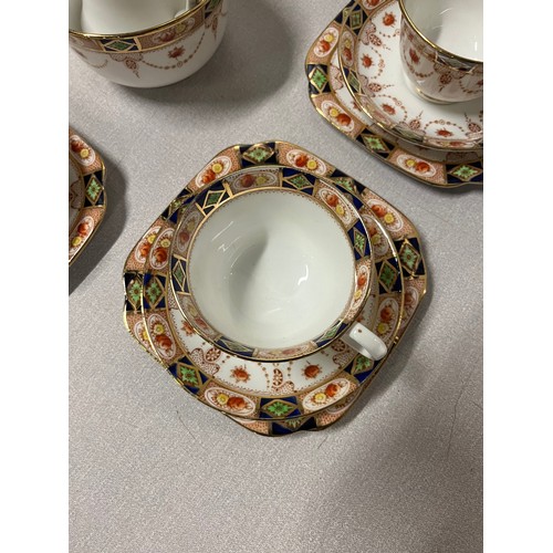 481 - 20 Piece English China tea set.