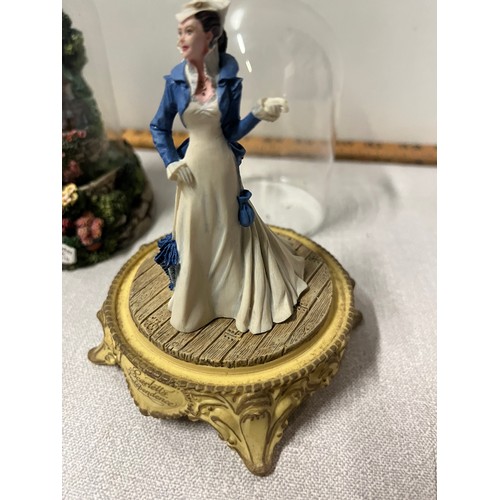 192 - Selection of domed figurines to include 4 Turners limited edition 'Gone With The Wind' ect