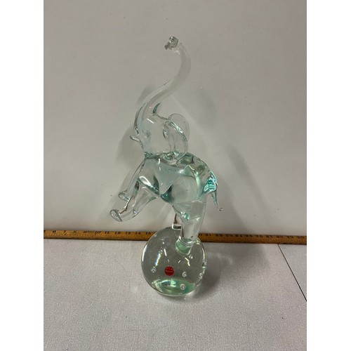 99 - Heavy Mid century Licio Zanetti Murano glass elephant balancing on ball. signed by Licio Zanetti 44c... 