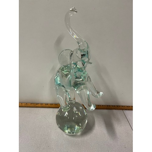 99 - Heavy Mid century Licio Zanetti Murano glass elephant balancing on ball. signed by Licio Zanetti 44c... 