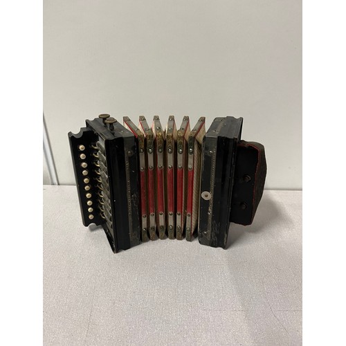 113 - Vintage General tom thumb VIII imperial accordion.