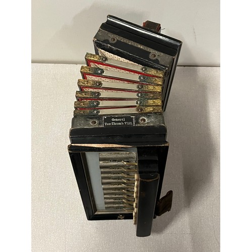 113 - Vintage General tom thumb VIII imperial accordion.