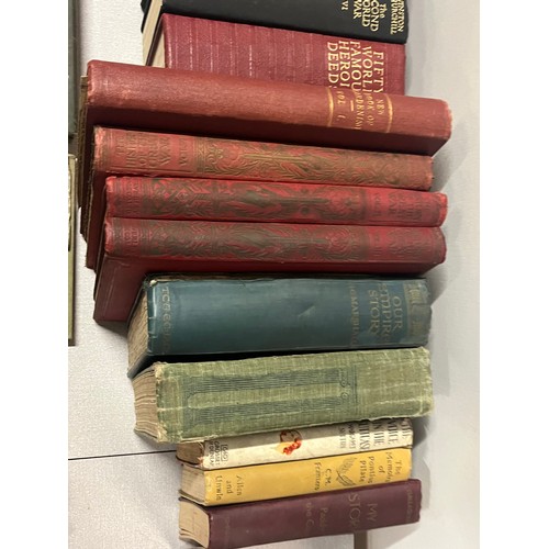 114 - Selection of Antique books to include 1927 Vitalogy, 2nd World War Winston Churchill & Valour of Vic... 