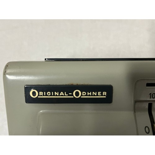 118 - Vintage Original Odhner pin wheel calculator.