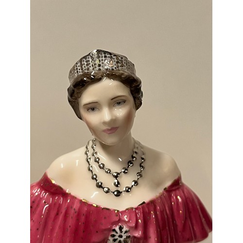 63 - Royal doulton the queen mother figurine boxed